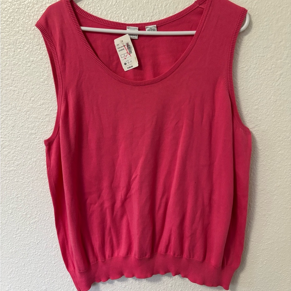 Classic Scoop Neck Knit Tank Top in Fuchsia